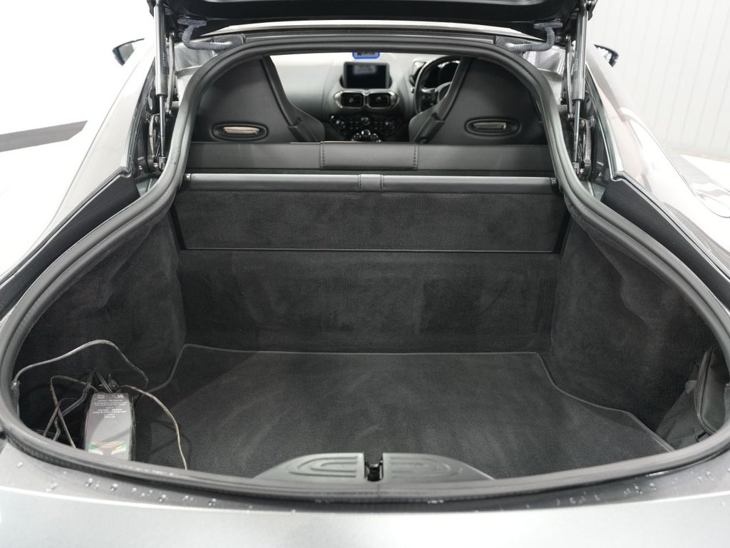 Used Aston Martin Vantage 2019 for sale - 78008738: Photo 10