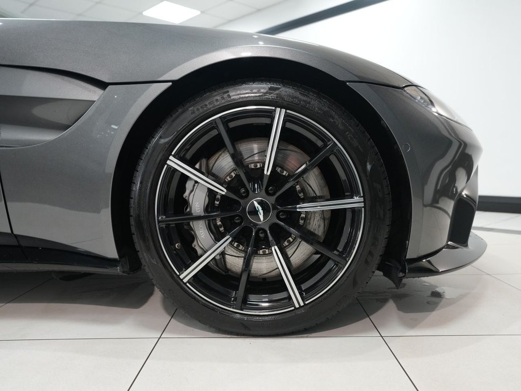 Used Aston Martin Vantage 2019 for sale - 78008738: Photo 13