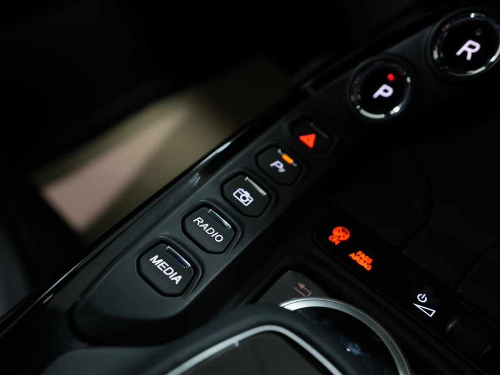 Used Aston Martin Vantage 2019 for sale - 78008738: Photo 35