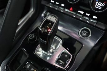 Used Jaguar F-Type 2018 for sale - 77133636: Photo 15