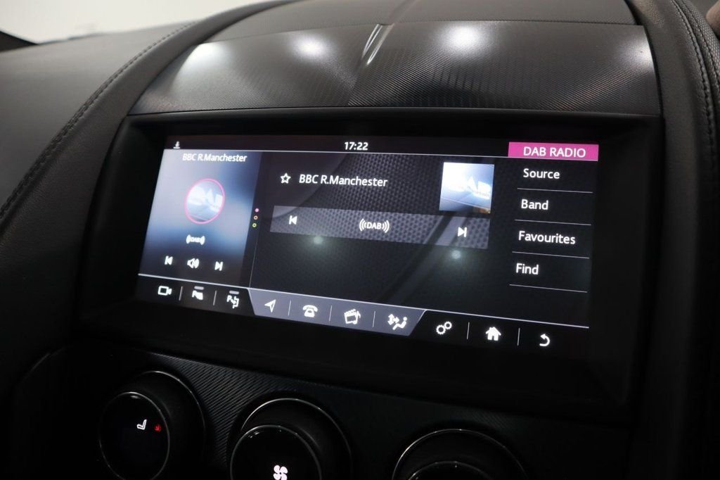 Used Jaguar F-Type 2018 for sale - 77133636: Photo 24