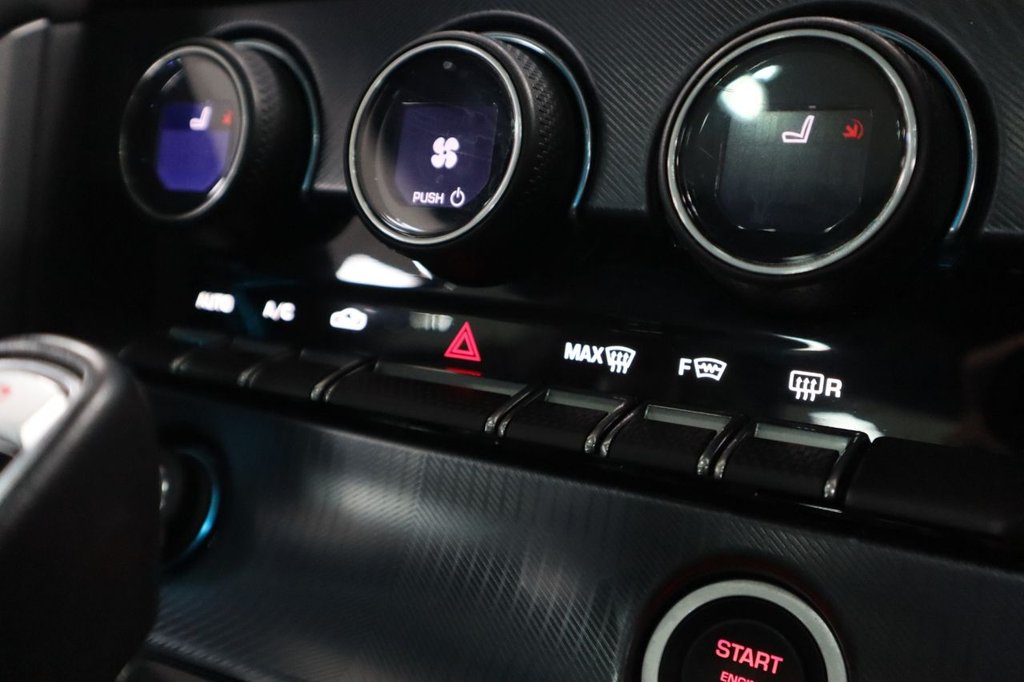 Used Jaguar F-Type 2018 for sale - 77133636: Photo 33