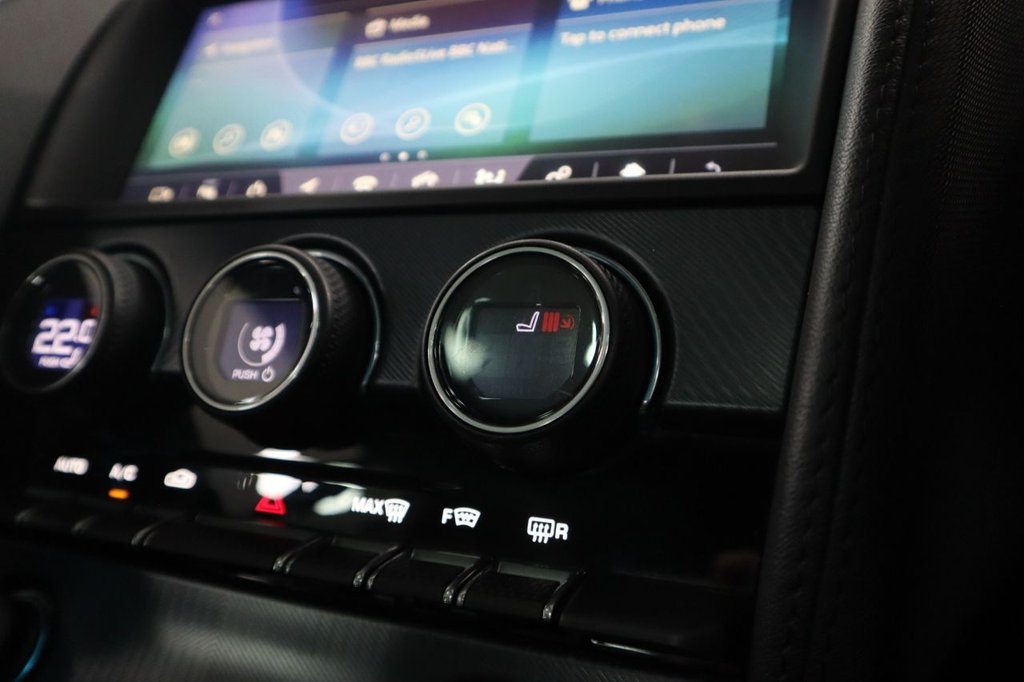 Used Jaguar F-Type 2018 for sale - 77133636: Photo 35