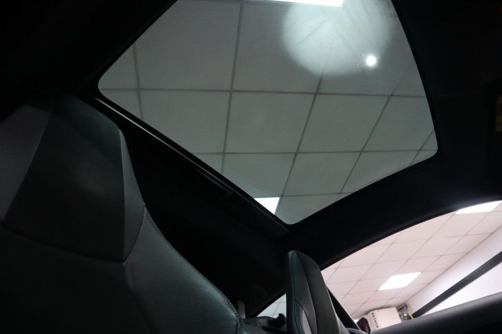 Used Jaguar F-Type 2018 for sale - 77133636: Photo 4