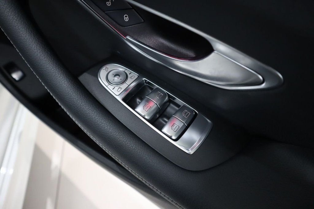 Used Mercedes-Benz E Class 2018 for sale - 77065345: Photo 14