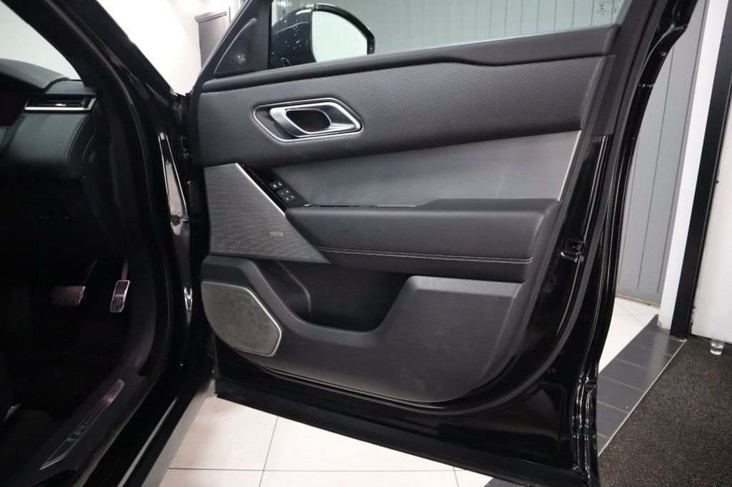 Used Land Rover Range Rover Velar 2022 for sale - 76635483: Photo 12