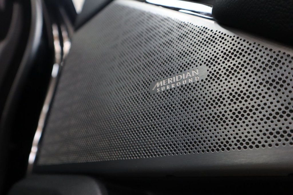 Used Land Rover Range Rover Velar 2022 for sale - 76635483: Photo 14