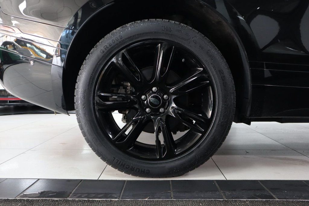Used Land Rover Range Rover Velar 2022 for sale - 76635483: Photo 17