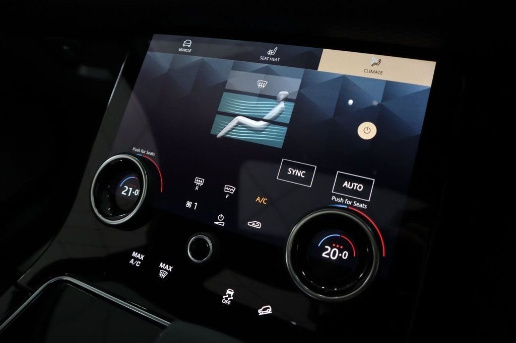 Used Land Rover Range Rover Velar 2022 for sale - 76635483: Photo 42