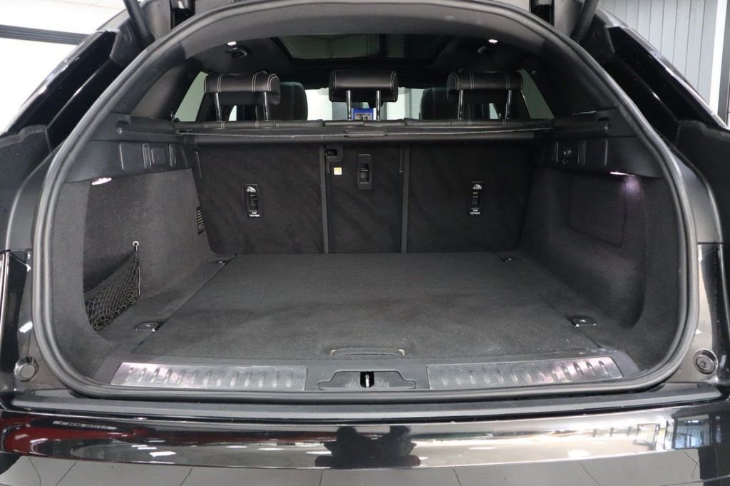 Used Land Rover Range Rover Velar 2022 for sale - 76635483: Photo 8