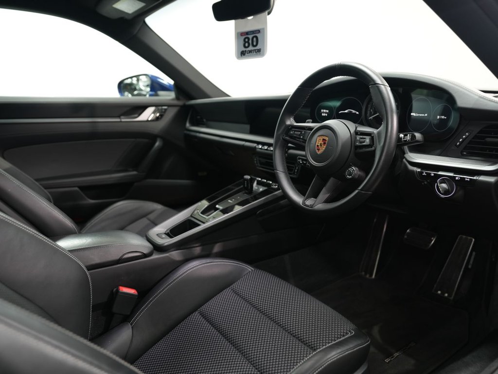 Used Porsche 911 2019 for sale - 77885075: Photo 16