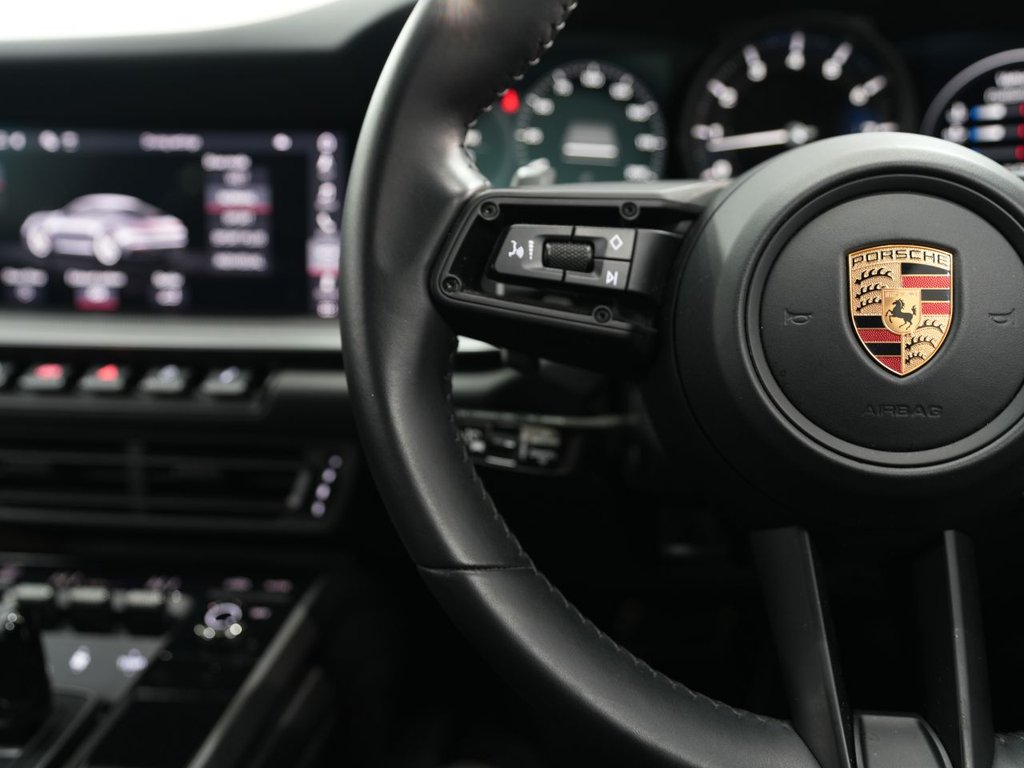 Used Porsche 911 2019 for sale - 77885075: Photo 25