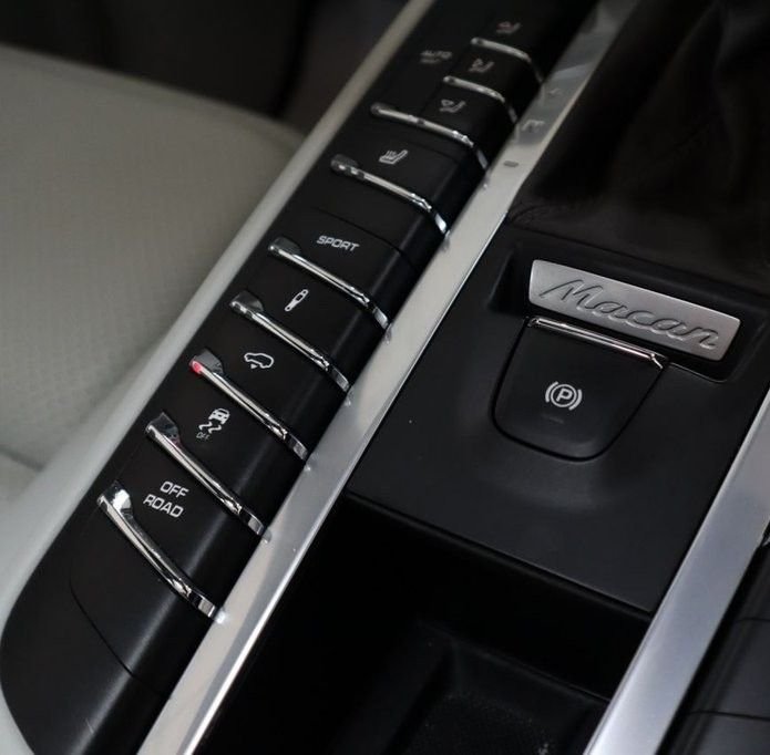 Used Porsche Macan 2019 for sale - 76454751: Photo 19