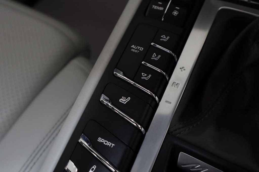 Used Porsche Macan 2019 for sale - 76454751: Photo 20