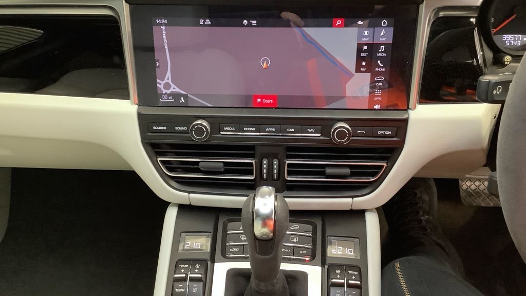 Used Porsche Macan 2019 for sale - 76454751: Photo 29