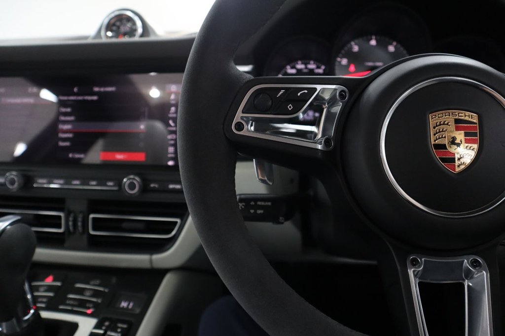 Used Porsche Macan 2019 for sale - 76454751: Photo 36