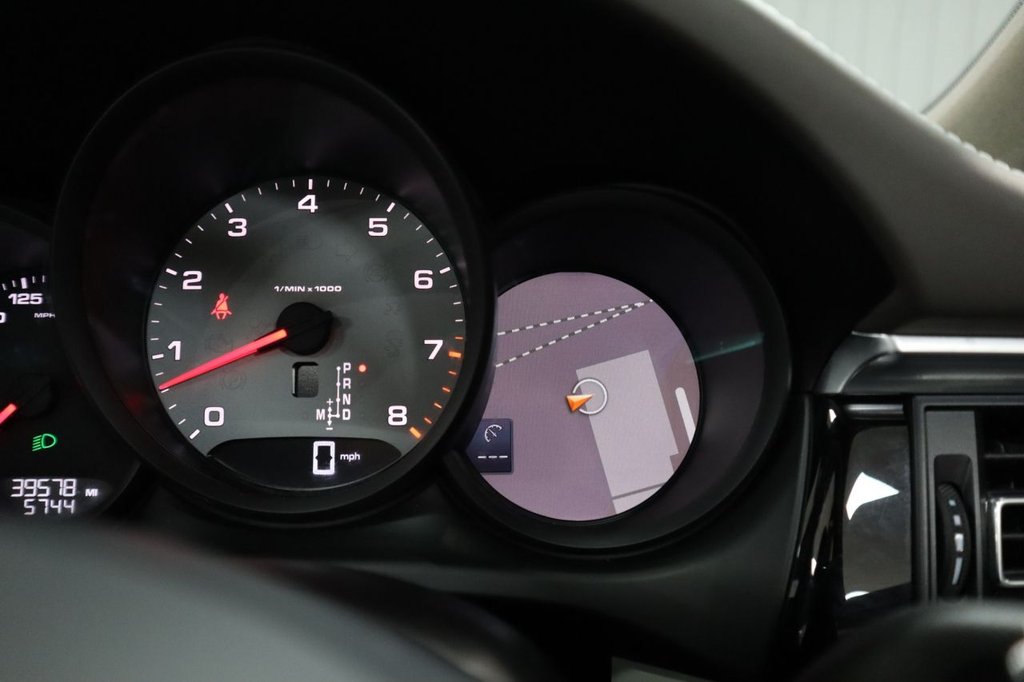 Used Porsche Macan 2019 for sale - 76454751: Photo 40