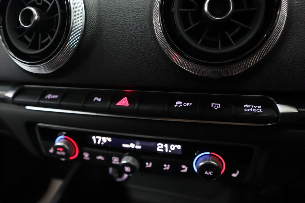 Used Audi RS3 2017 for sale - 76216815: Photo 39