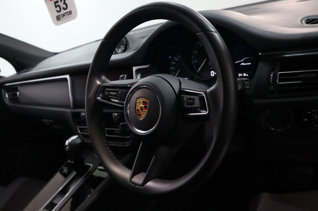 Used Porsche Macan 2021 for sale - 75998101: Photo 29
