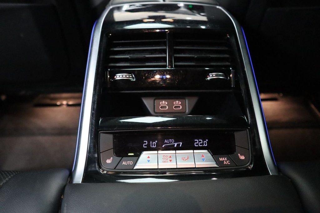 Used BMW 8 Series 2019 for sale - 77360029: Photo 11