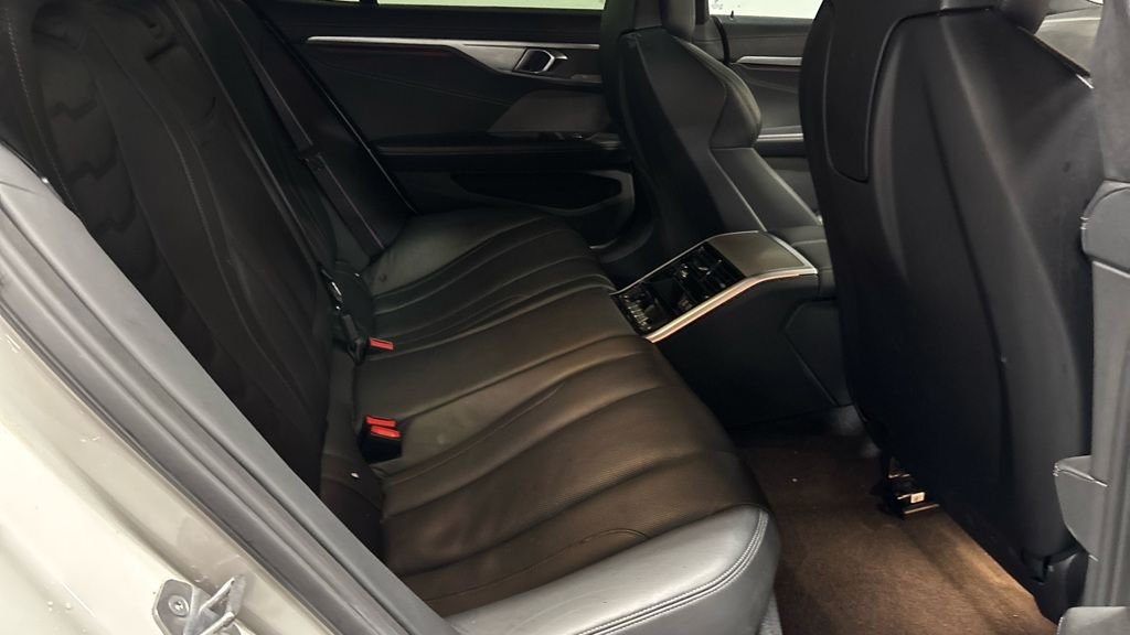 Used BMW 8 Series 2019 for sale - 77360029: Photo 13