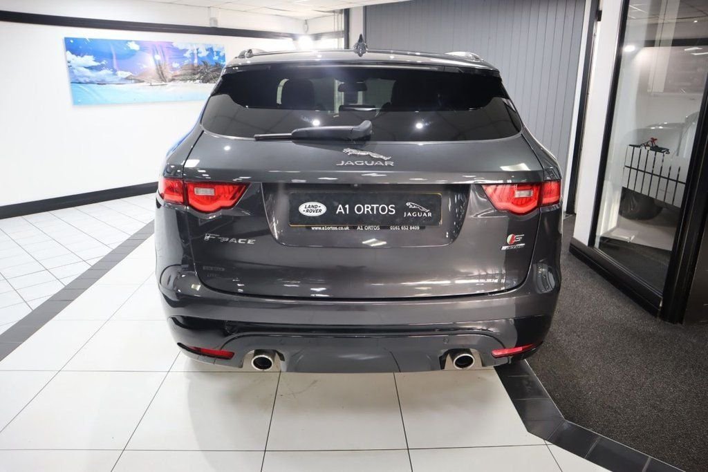 Used Jaguar F-Pace 2018 for sale - 76768659: Photo 6