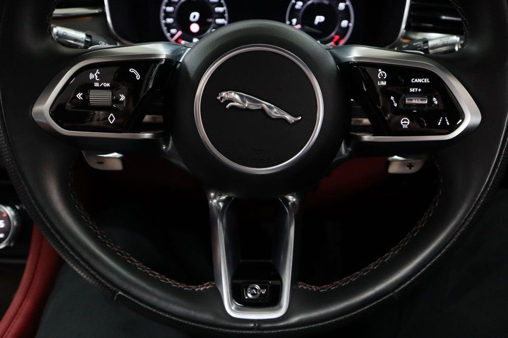 Used Jaguar F-Pace 2021 for sale - 75923902: Photo 32
