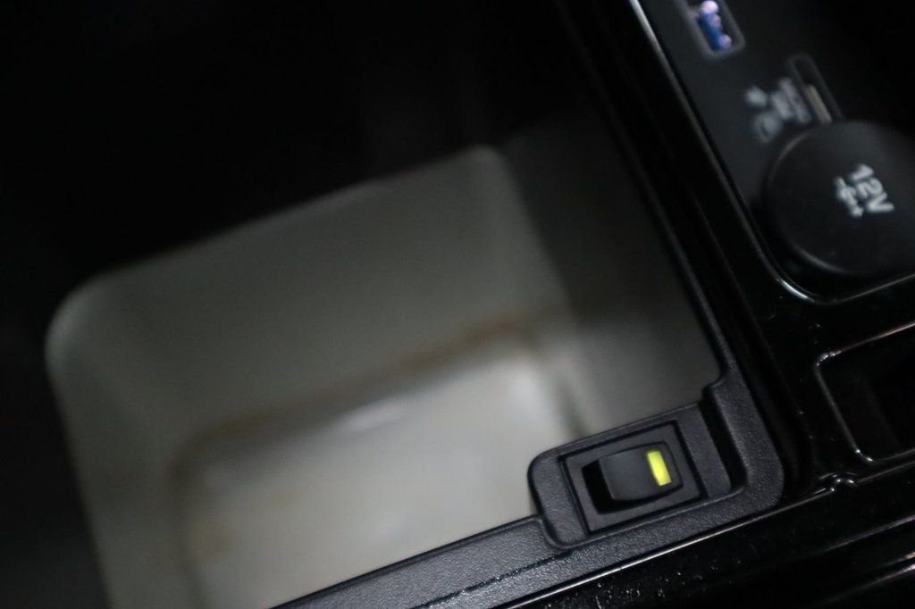 Used Land Rover Discovery 2019 for sale - 76698931: Photo 18