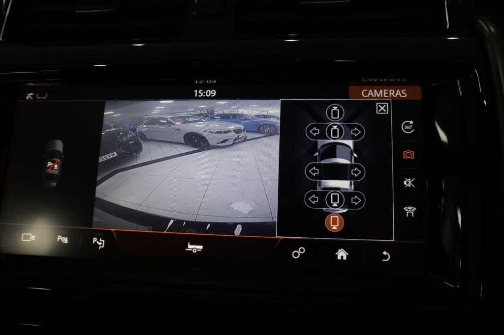 Used Land Rover Discovery 2019 for sale - 76698931: Photo 29