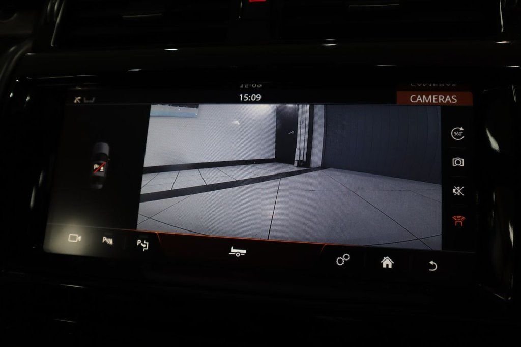 Used Land Rover Discovery 2019 for sale - 76698931: Photo 30