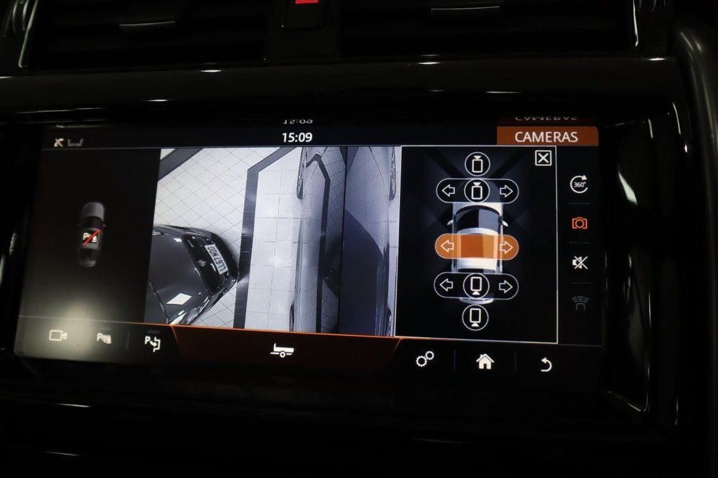 Used Land Rover Discovery 2019 for sale - 76698931: Photo 31