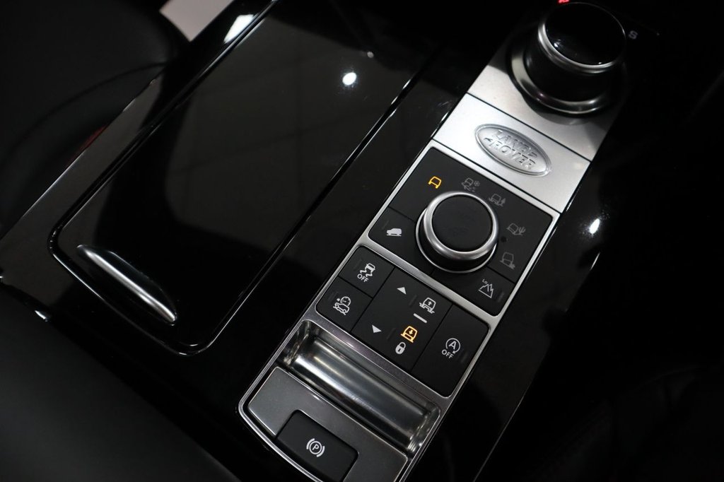 Used Land Rover Discovery 2019 for sale - 76698931: Photo 45