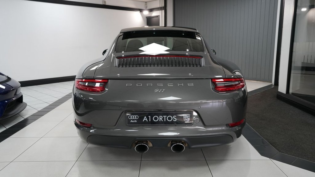 Used Porsche 911 2017 for sale - 77755250: Photo 10