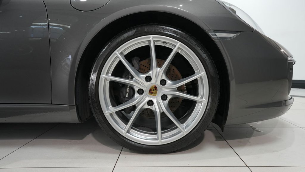 Used Porsche 911 2017 for sale - 77755250: Photo 13