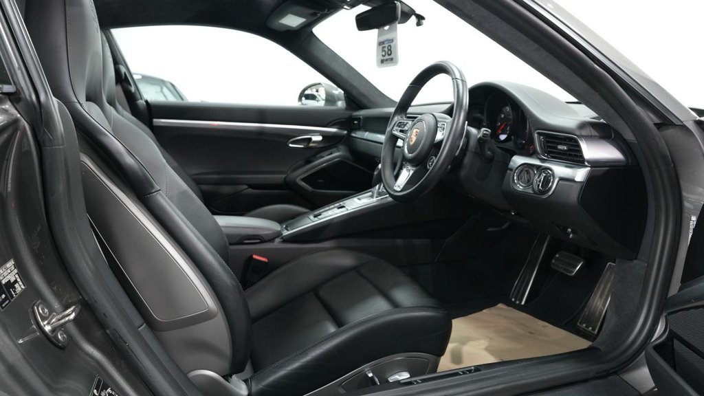 Used Porsche 911 2017 for sale - 77755250: Photo 20