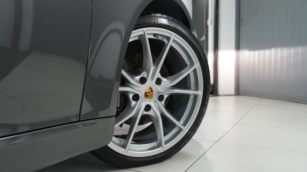 Used Porsche 911 2017 for sale - 77755250: Photo 37