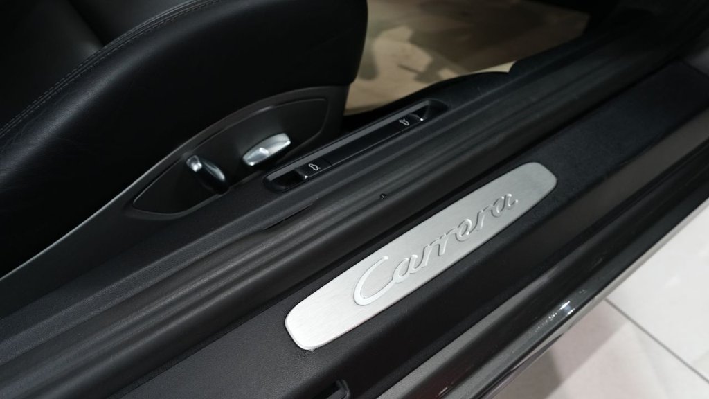 Used Porsche 911 2017 for sale - 77755250: Photo 38