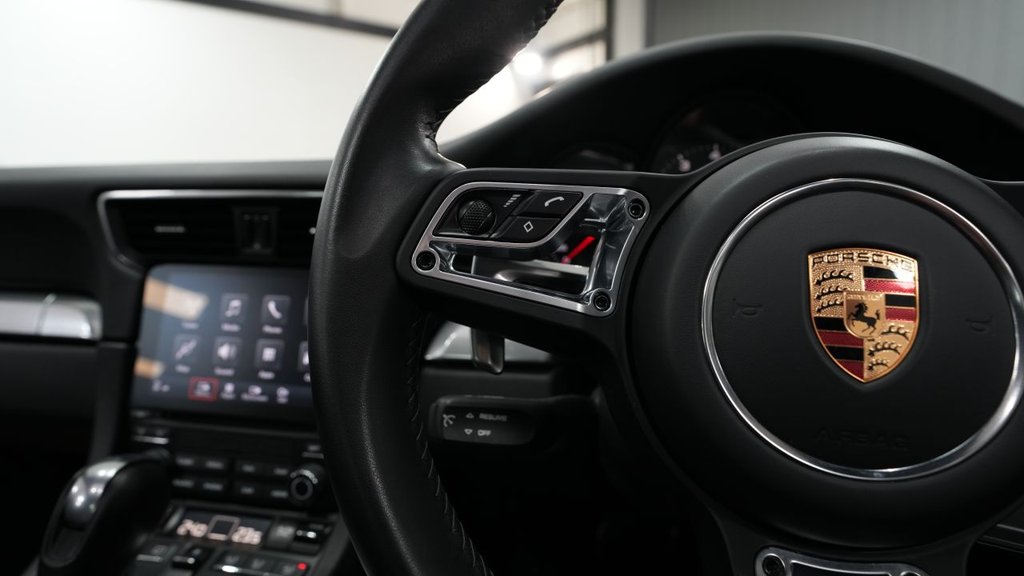 Used Porsche 911 2017 for sale - 77755250: Photo 39