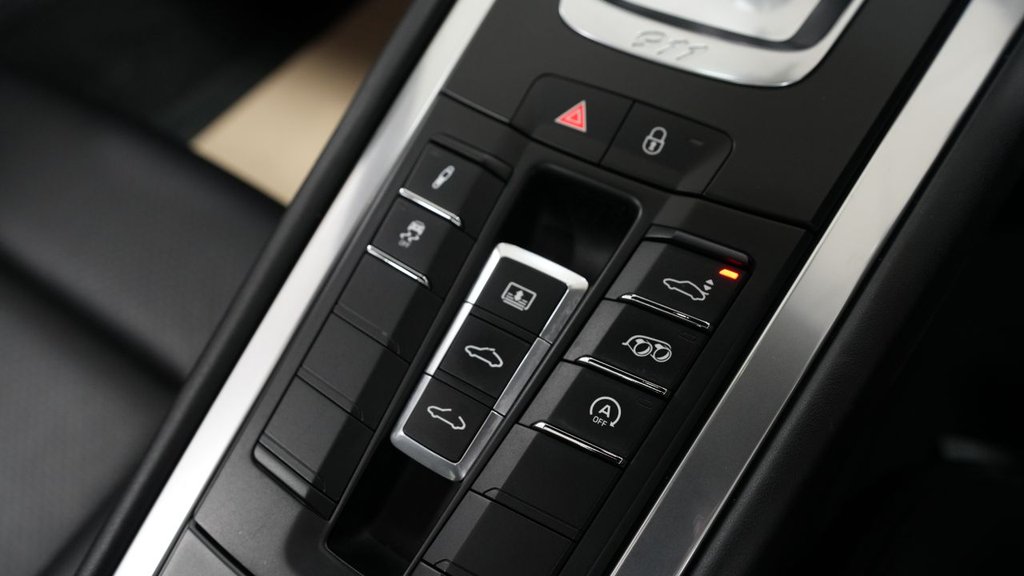 Used Porsche 911 2017 for sale - 77755250: Photo 47