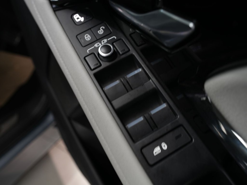 Used Land Rover Range Rover Evoque 2019 for sale - 77936938: Photo 13