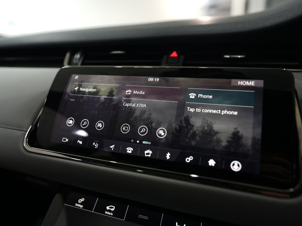 Used Land Rover Range Rover Evoque 2019 for sale - 77936938: Photo 40