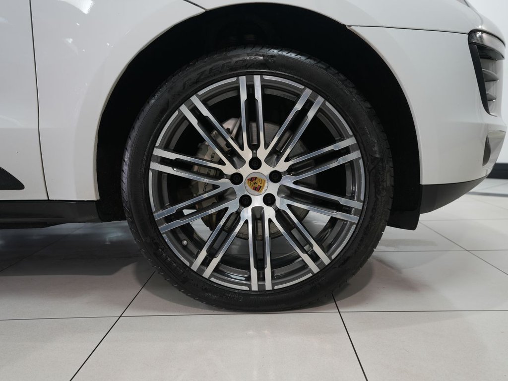 Used Porsche Macan 2014 for sale - 78049577: Photo 11