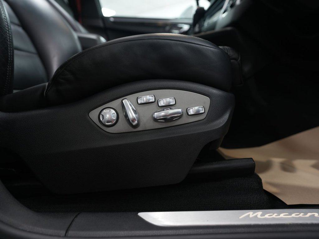 Used Porsche Macan 2014 for sale - 78049577: Photo 16