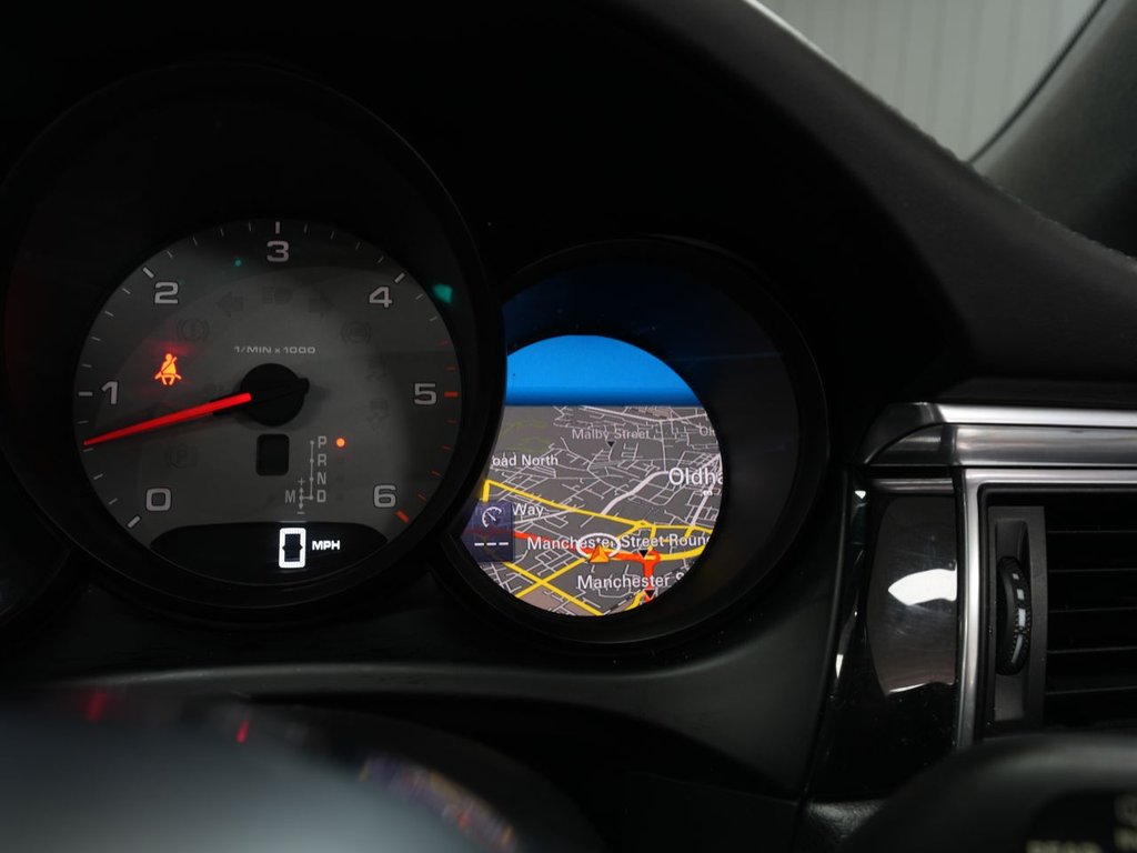 Used Porsche Macan 2014 for sale - 78049577: Photo 30