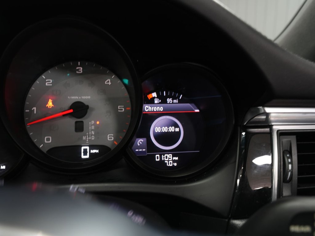 Used Porsche Macan 2014 for sale - 78049577: Photo 31