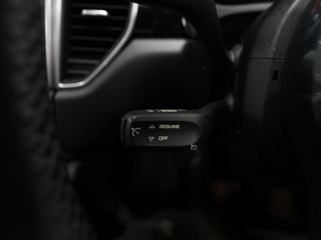 Used Porsche Macan 2014 for sale - 78049577: Photo 46