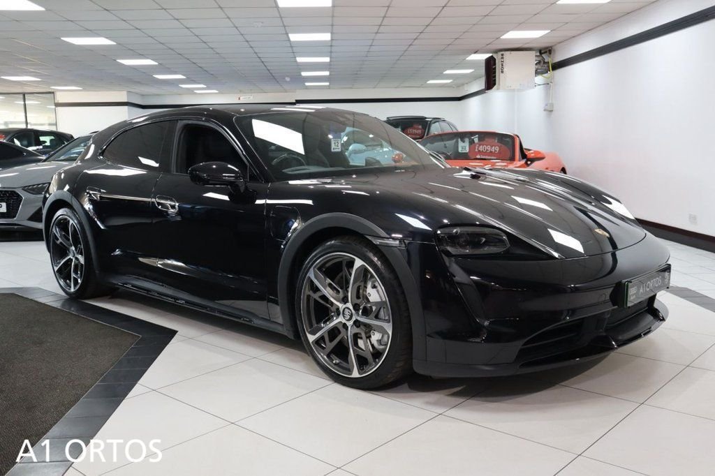 Used Porsche Taycan 2023 for sale - 76417329: Photo 1