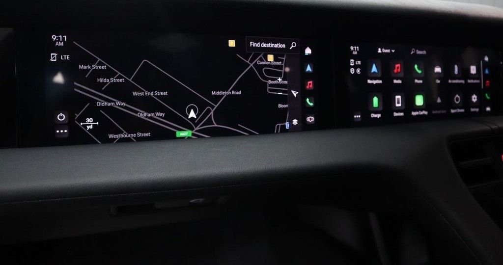 Used Porsche Taycan 2023 for sale - 76417329: Photo 29