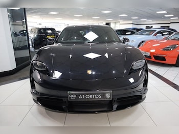 Used Porsche Taycan 2023 for sale - 76417329: Photo