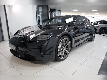 Used Porsche Taycan 2023 for sale - 76417329: Photo